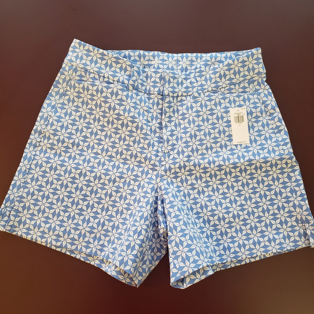 SOLD Old Navy Blue Patterned bermuda Shorts